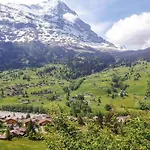 Διαμέρισμα Aphrodite West Magnificent Eiger View *