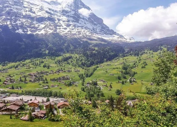 아파트 Aphrodite West Magnificent Eiger View *