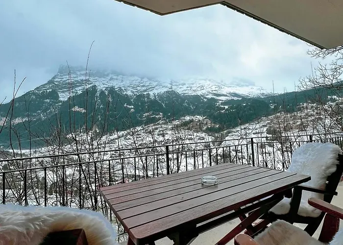 Aphrodite West Magnificent Eiger View Appartamento *